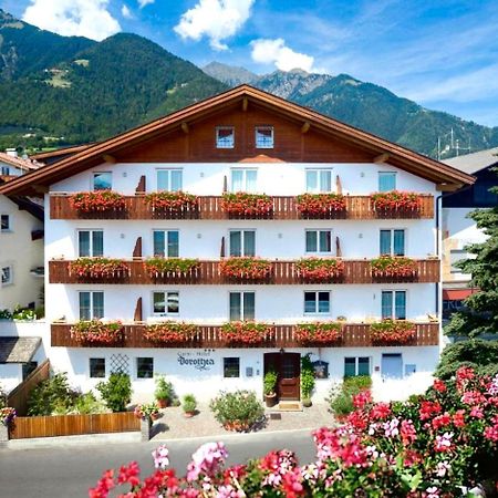 Garni Hotel Dorothea Tirolo Exterior foto
